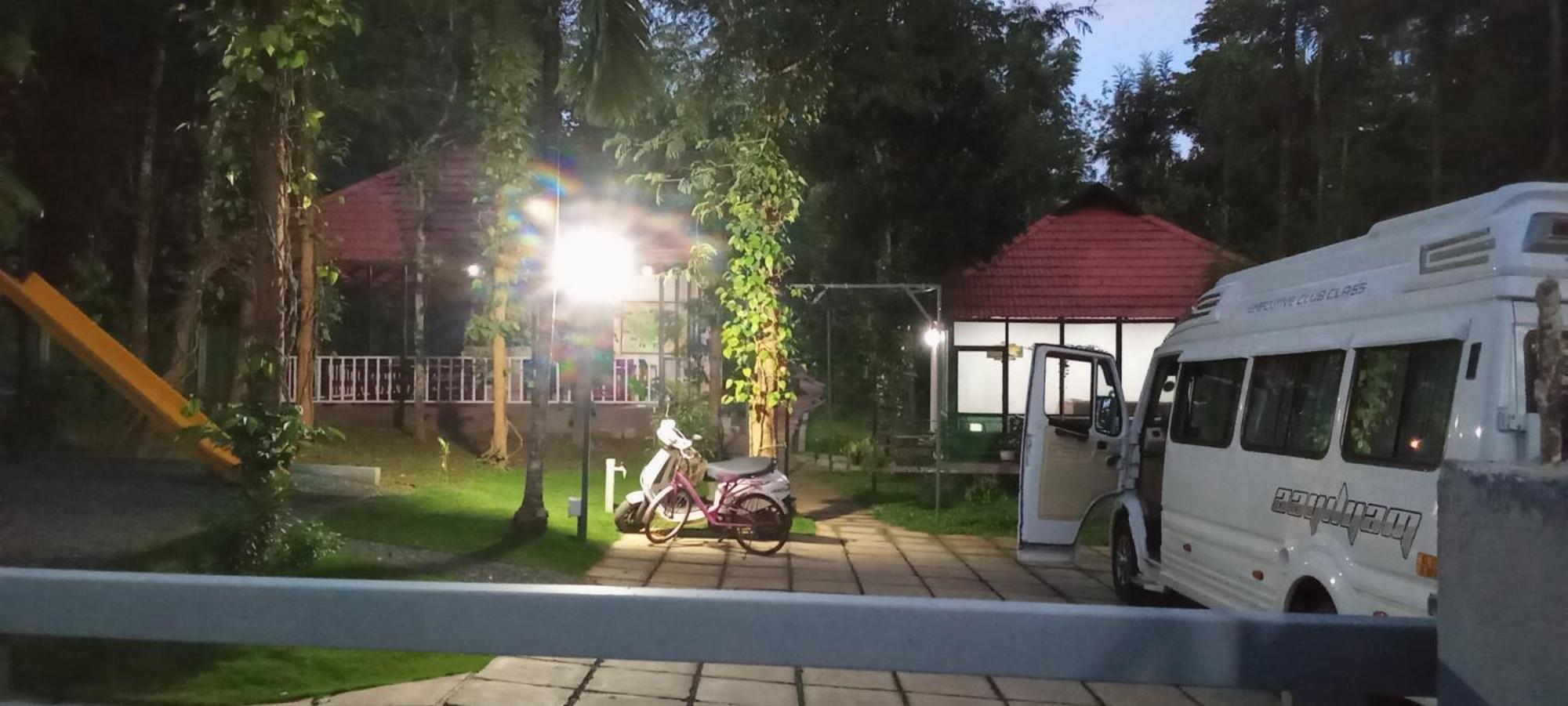 Le Vista Resort Sultan Bathery Zewnętrze zdjęcie