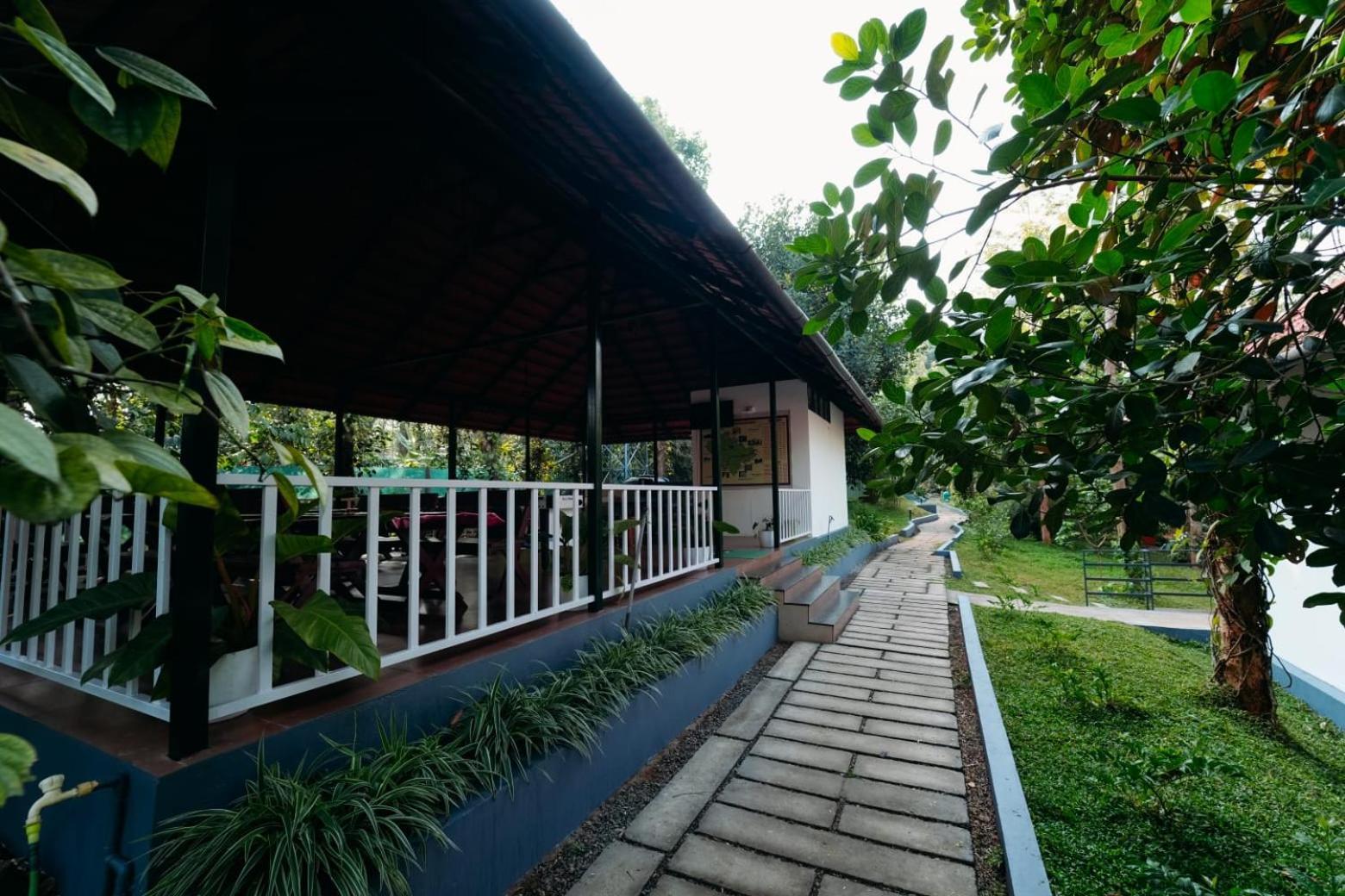 Le Vista Resort Sultan Bathery Zewnętrze zdjęcie